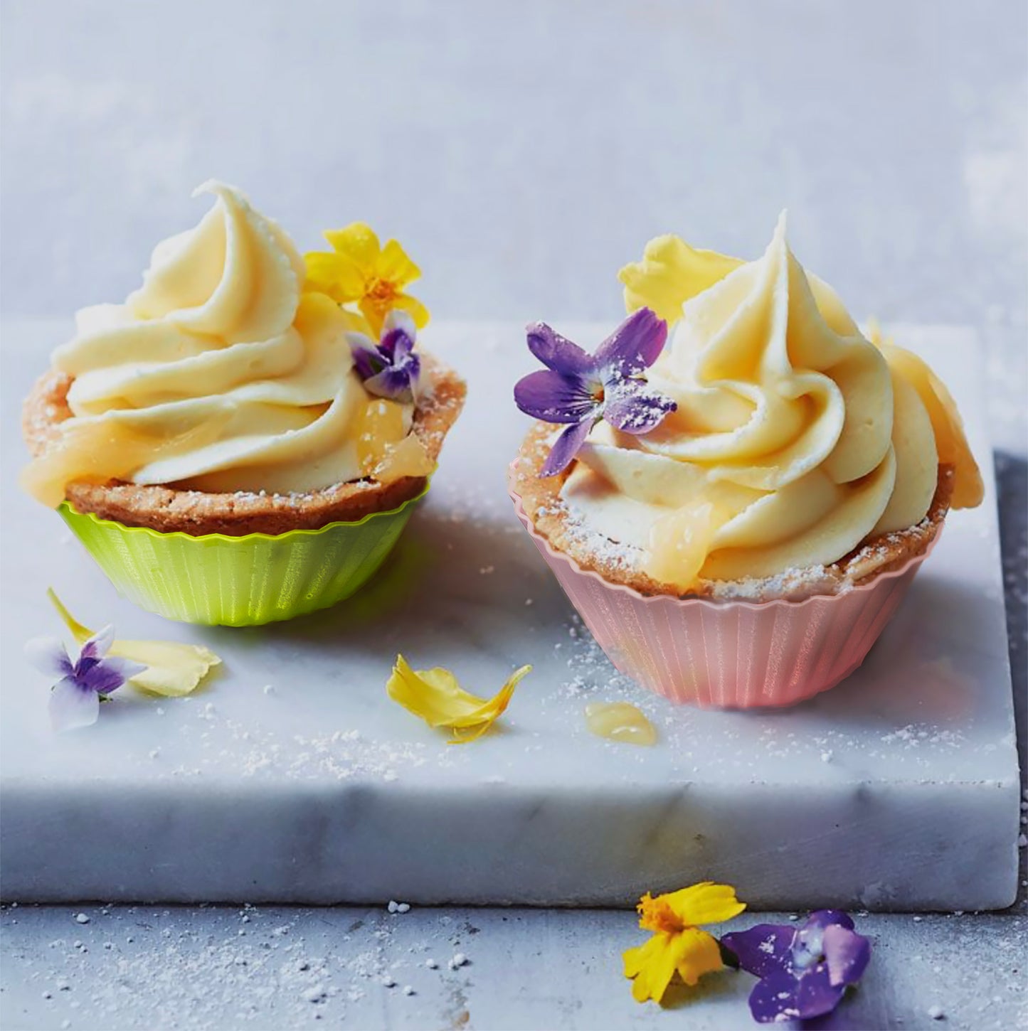 Silicone Baking Cups Set of 16 Standard Size 8 Rainbow Colors Non-stick Silicone Cupcake Baking Cups, Reusable Cupcake Liners Muffins Cup Molds